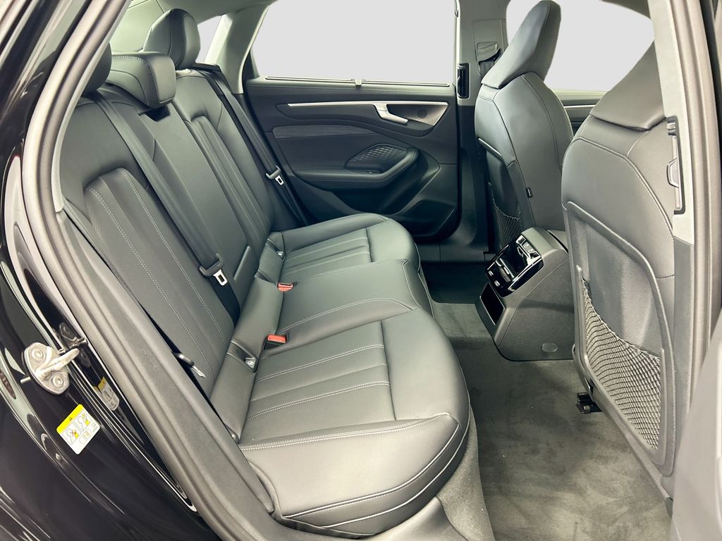 Thumbnail: 2026 Audi A6 - 22