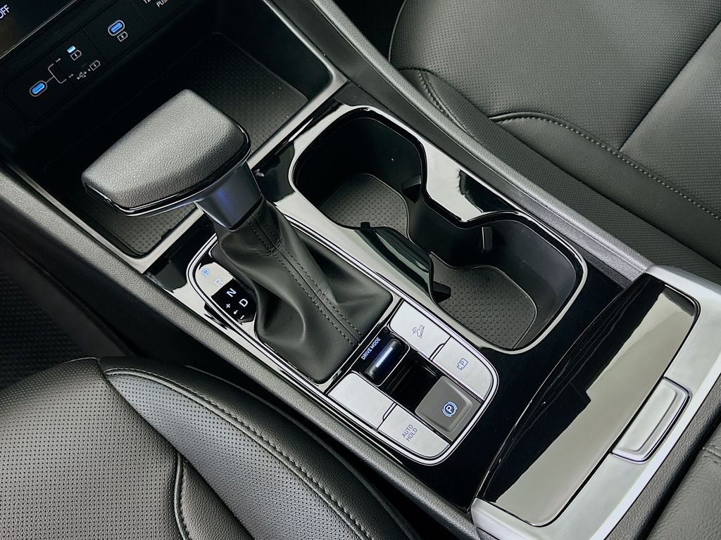 Thumbnail: 2025 Hyundai Santa Cruz - 16