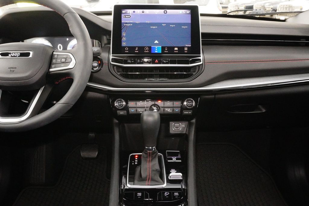 Used Car 2025 Jeep Compass  Trailhawk For Sale Under $30,000 In Weatherford, Texas