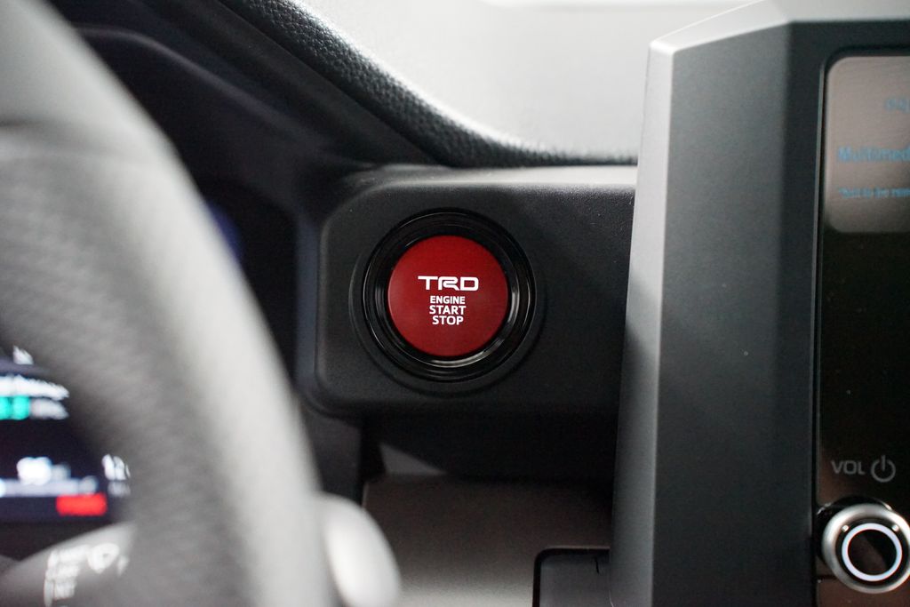 Thumbnail: 2025 Toyota Tacoma - 18
