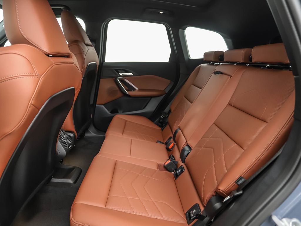 Thumbnail: 2026 BMW X1 - 21