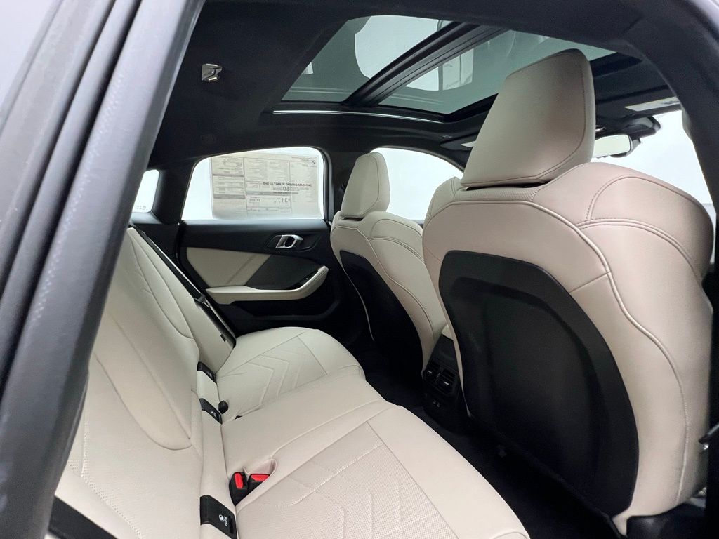 Thumbnail: 2026 BMW 2 Series - 8