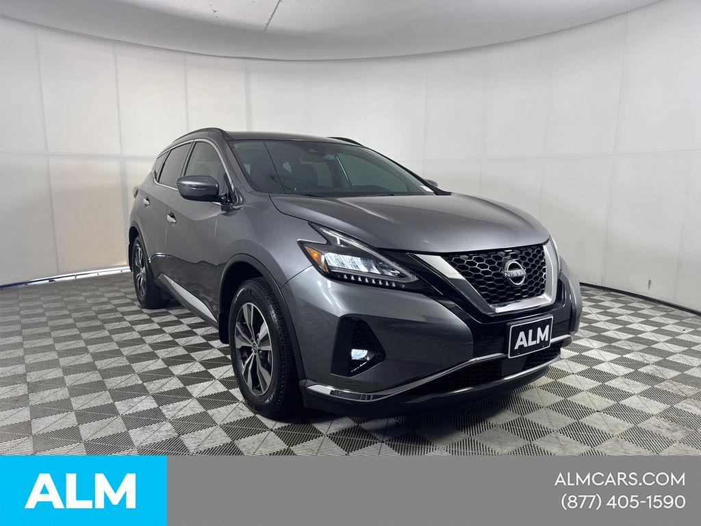 Used 2023 Gray Nissan SV image 3