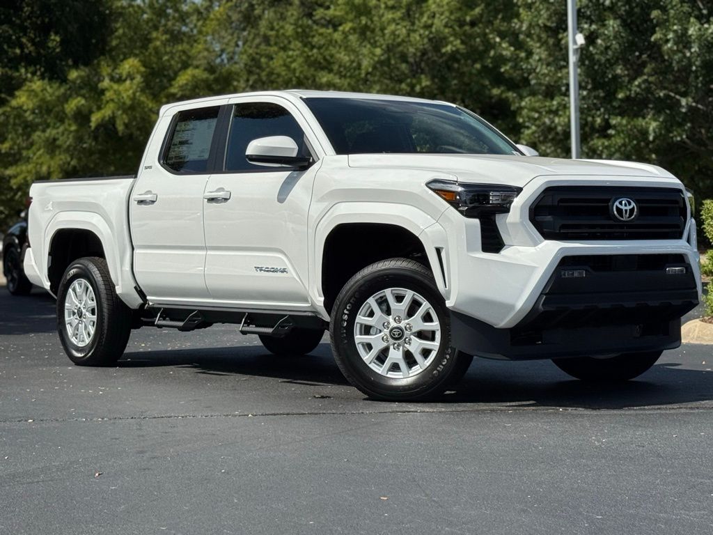 2025 Toyota Tacoma SR5 Double Cab photo 2