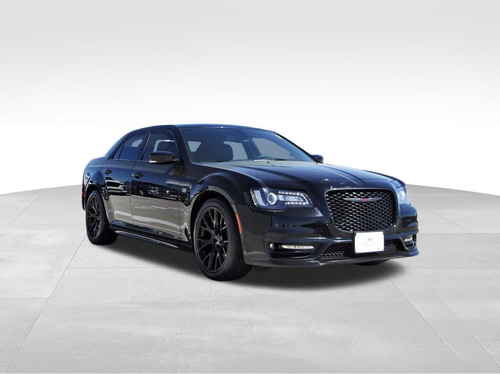 2022 Chrysler 300 S V8 RWD
