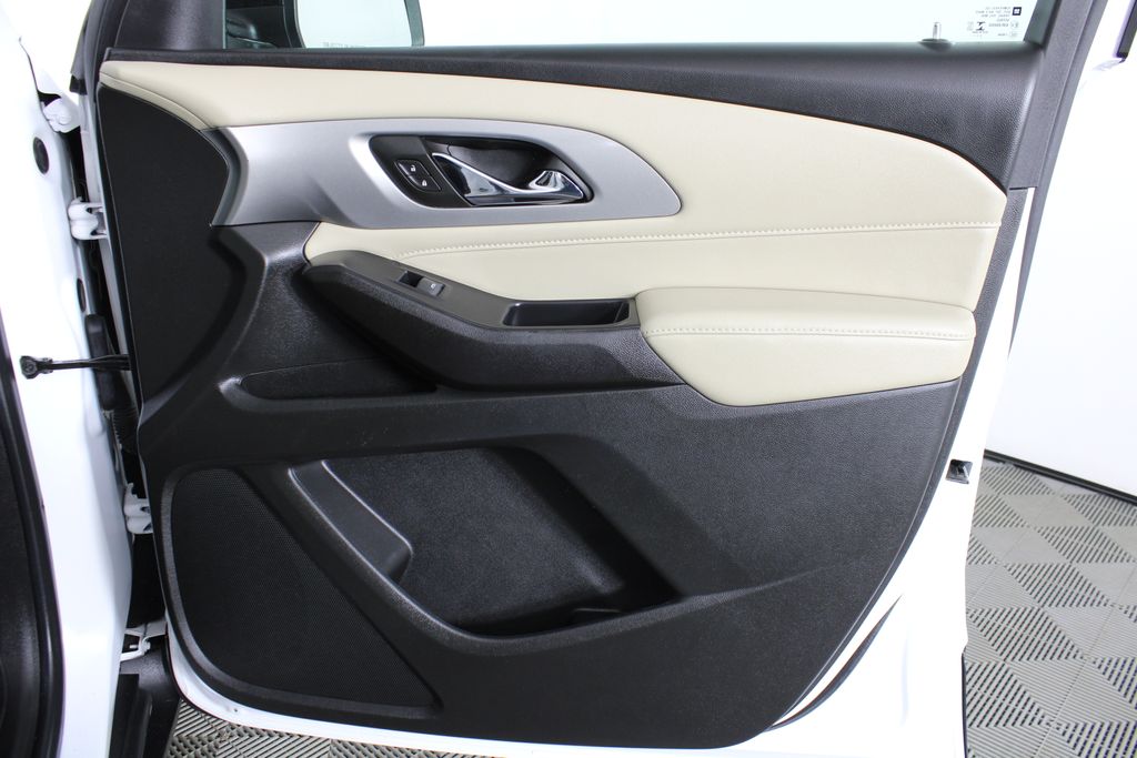 Used 2022 Chevrolet Traverse for sale in 