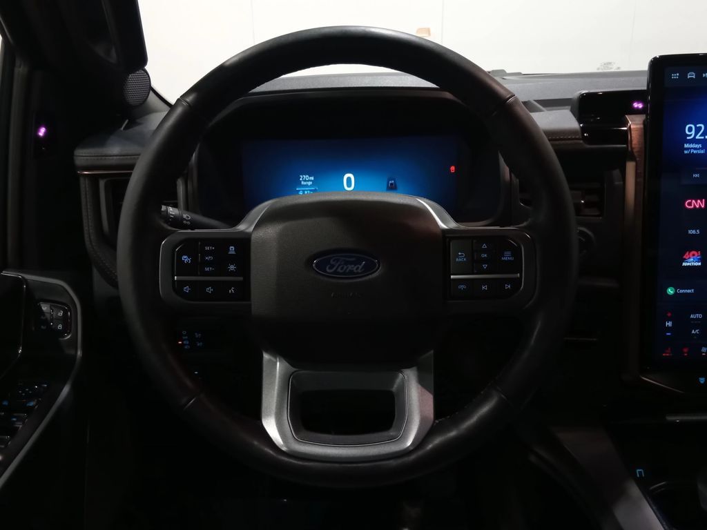 2024 Ford F-150 Lightning LARIAT