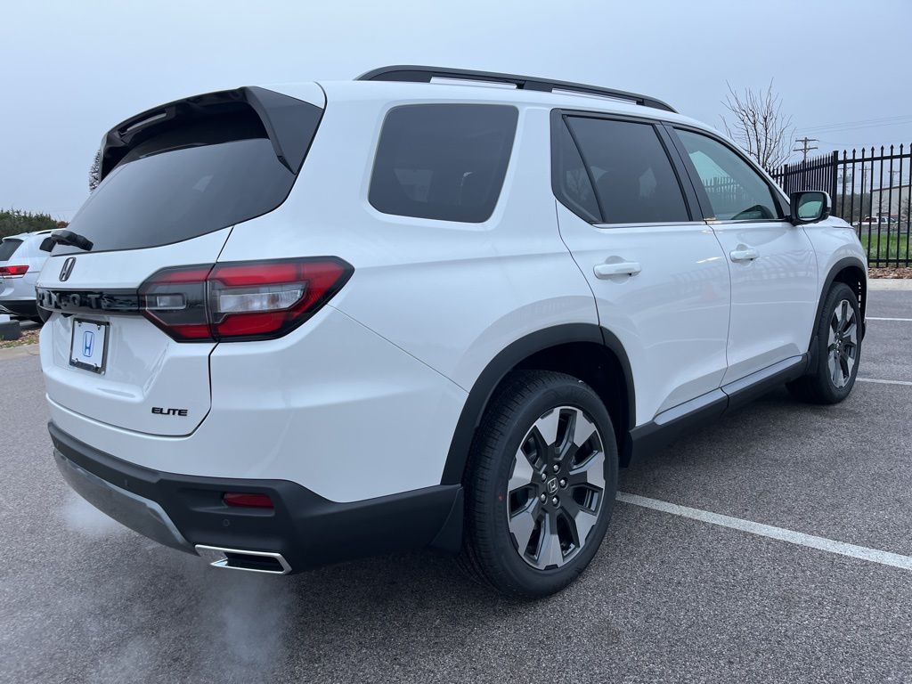 Thumbnail: 2026 Honda Pilot - 3