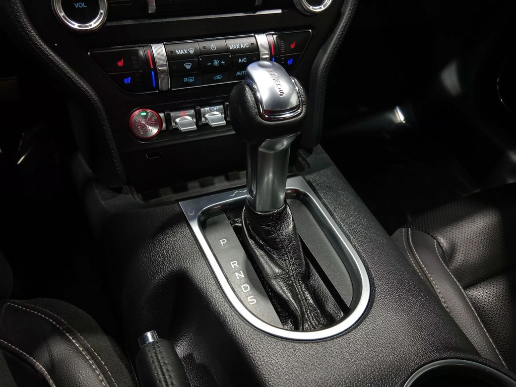 2022 Ford Mustang EcoBoost Premium Fastback