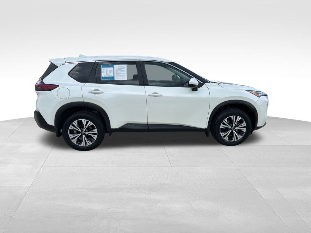 2023 Pearl White Tricoat Nissan Rogue SV FWD SUV