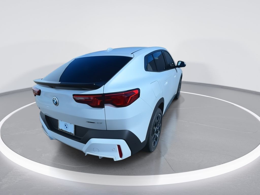 2025 BMW X2 xDrive28i 8