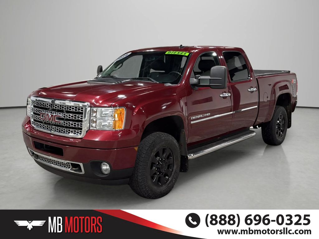Red 2014 GMC Sierra 3500HD Denali Crew Cab SB 4WD Pickup Truck Four-Wheel Drive 6-Speed Automatic