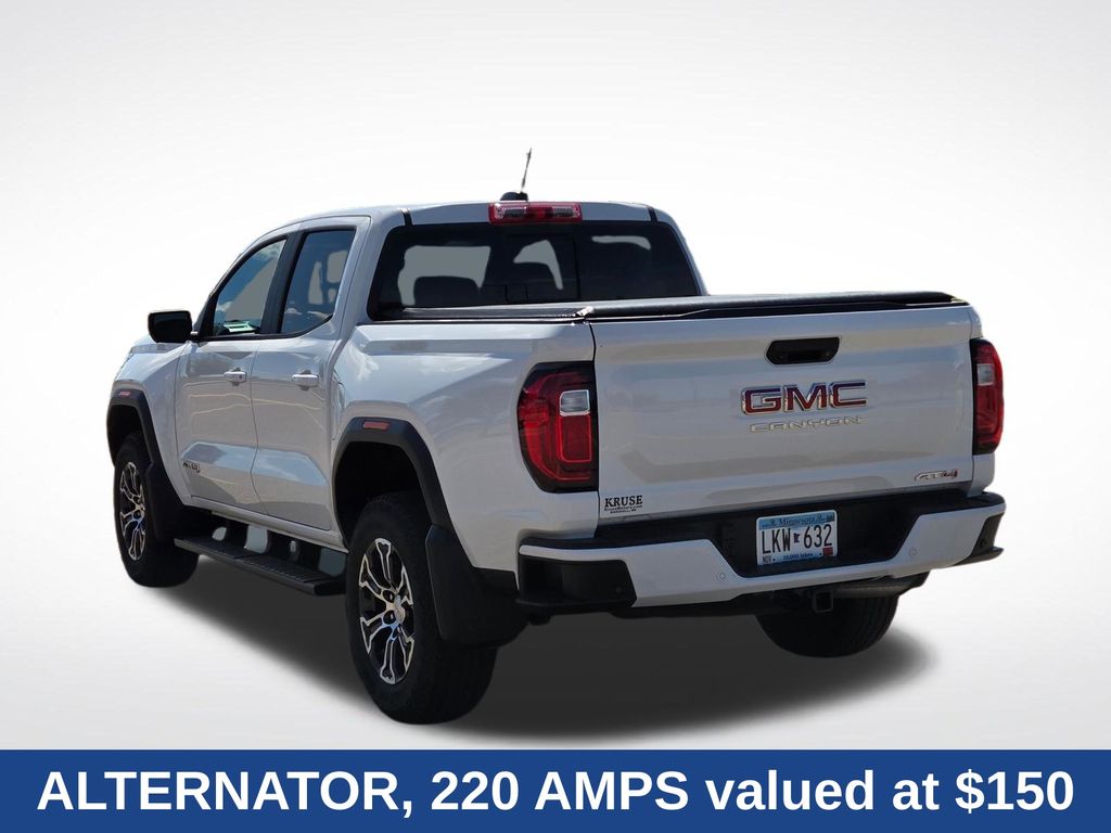 2023 GMC Canyon 4WD Crew Cab Short Box AT4