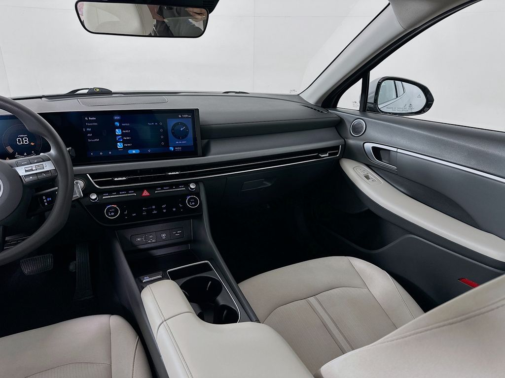 Thumbnail: 2024 Hyundai Sonata - 23