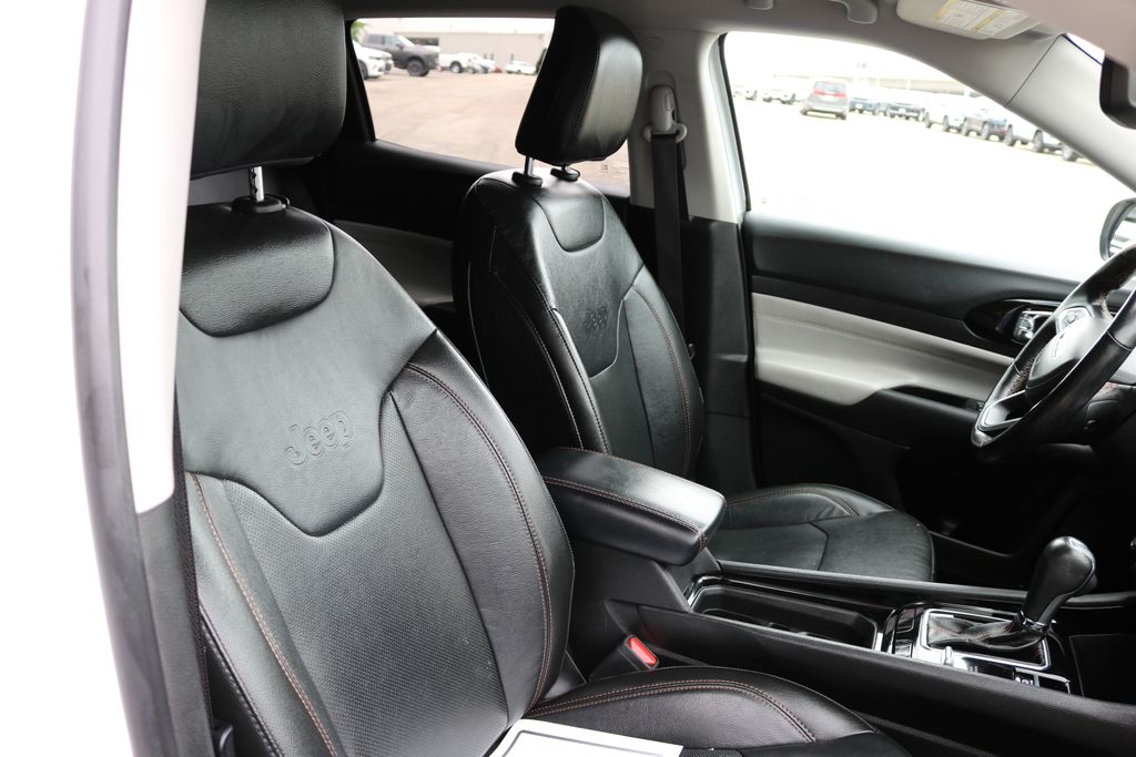 Used Car 2022 Jeep Compass  Limited For Sale Under $25,000 In Austin, Texas