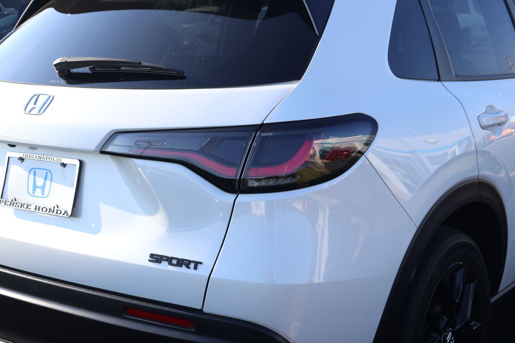 Thumbnail: 2023 Honda HR-V - 9
