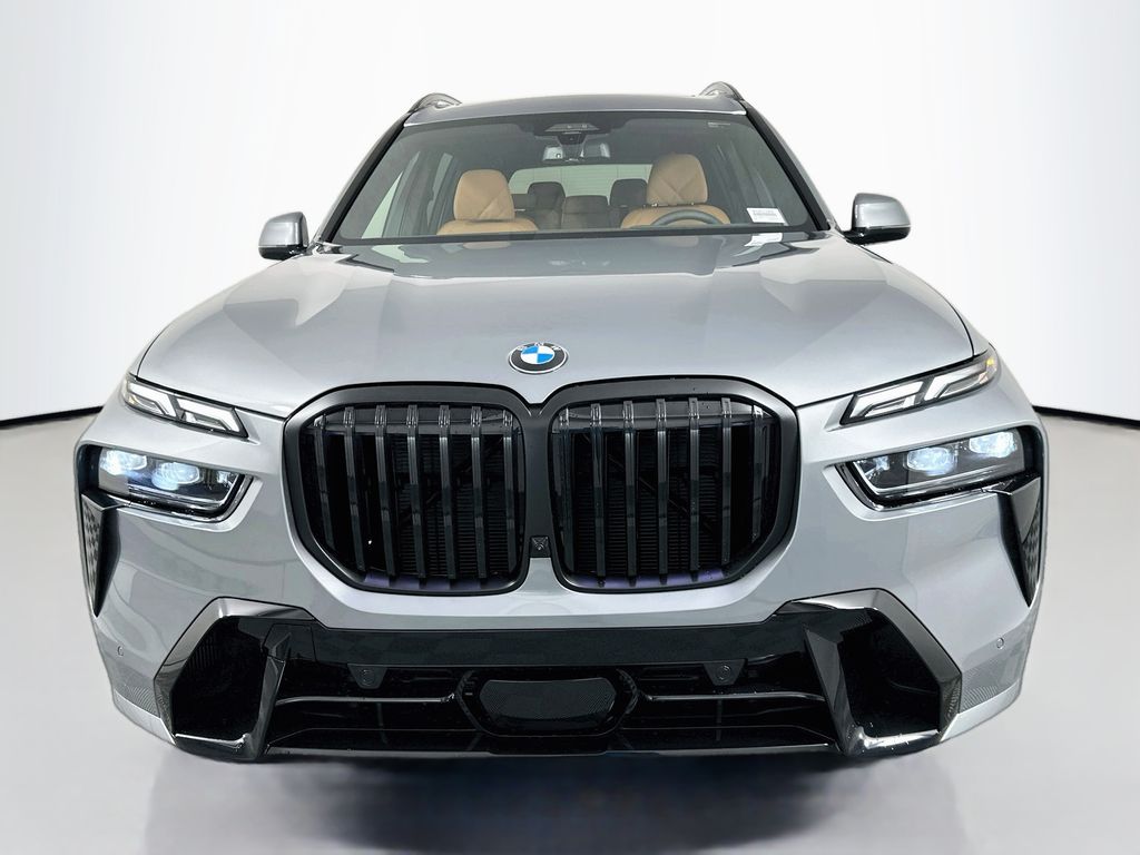 Thumbnail: 2027 BMW X7 - 2