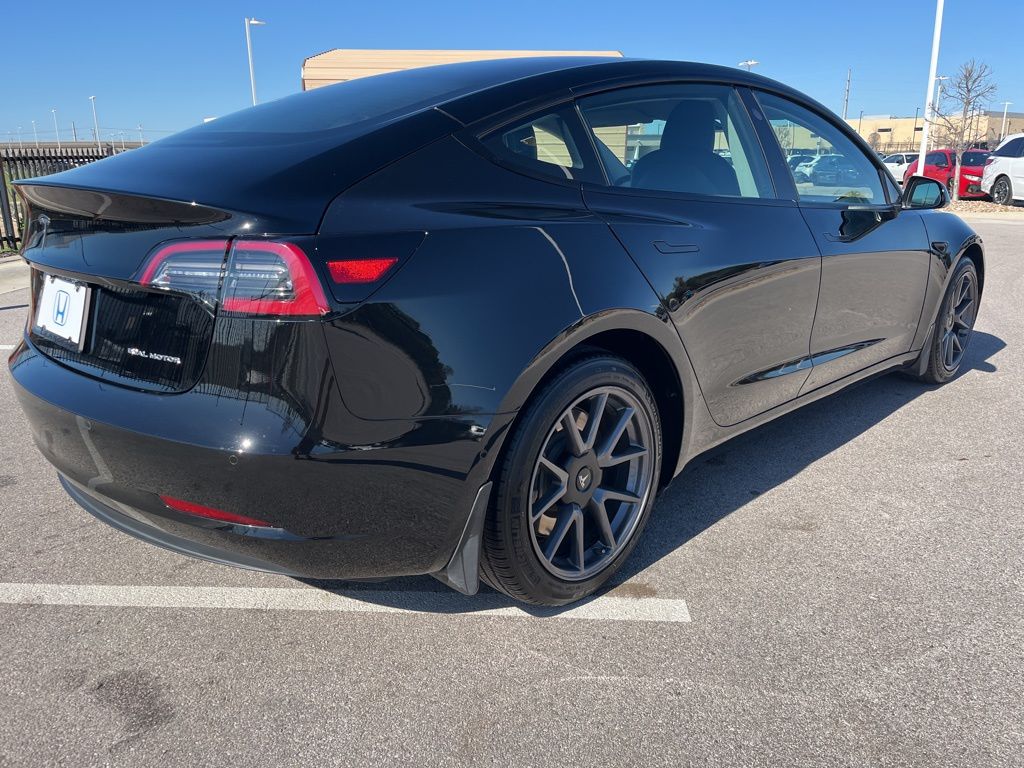 Thumbnail: 2022 Tesla Model 3 - 4