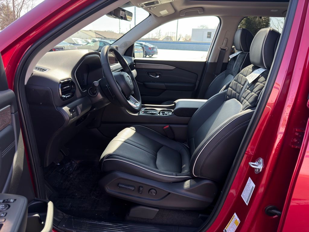 Thumbnail: 2026 Honda Pilot - 17