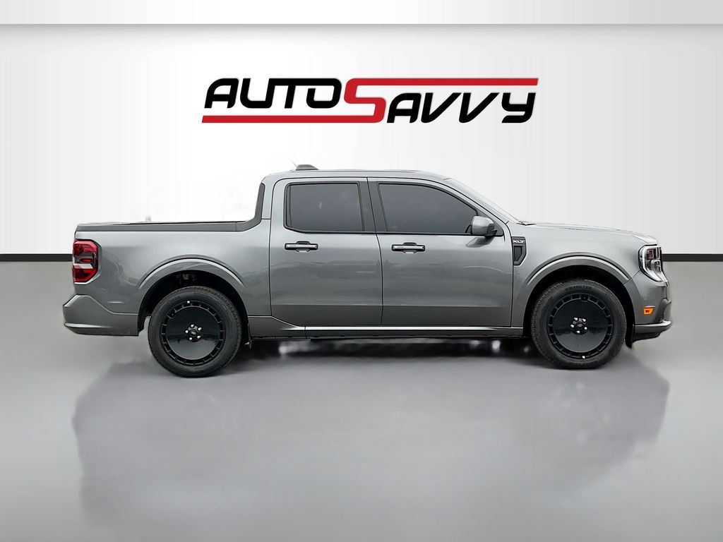 Used 2025 Gray Ford Lobo Standard image 8