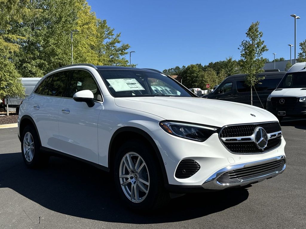 2025 Mercedes-Benz GLC GLC 300 2