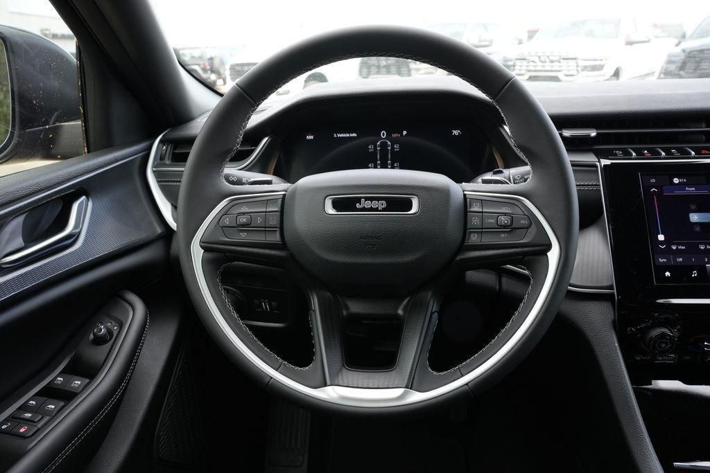 2026 Jeep Grand Cherokee L Laredo - 6