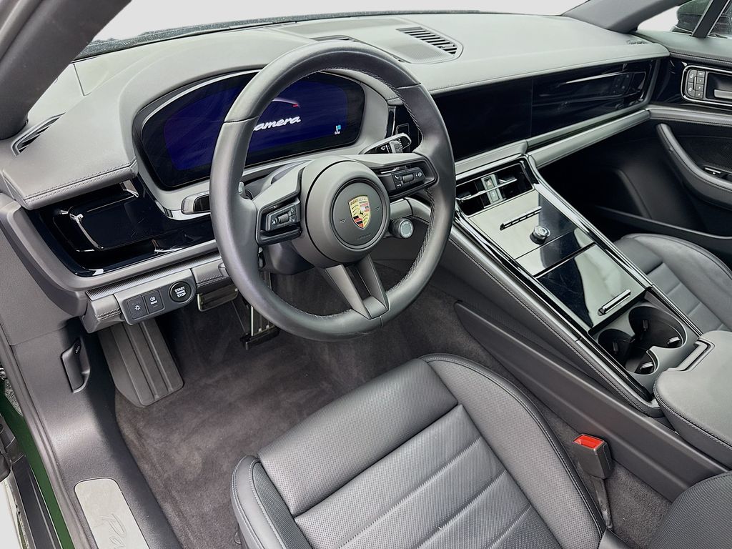 Thumbnail: 2024 Porsche Panamera - 4