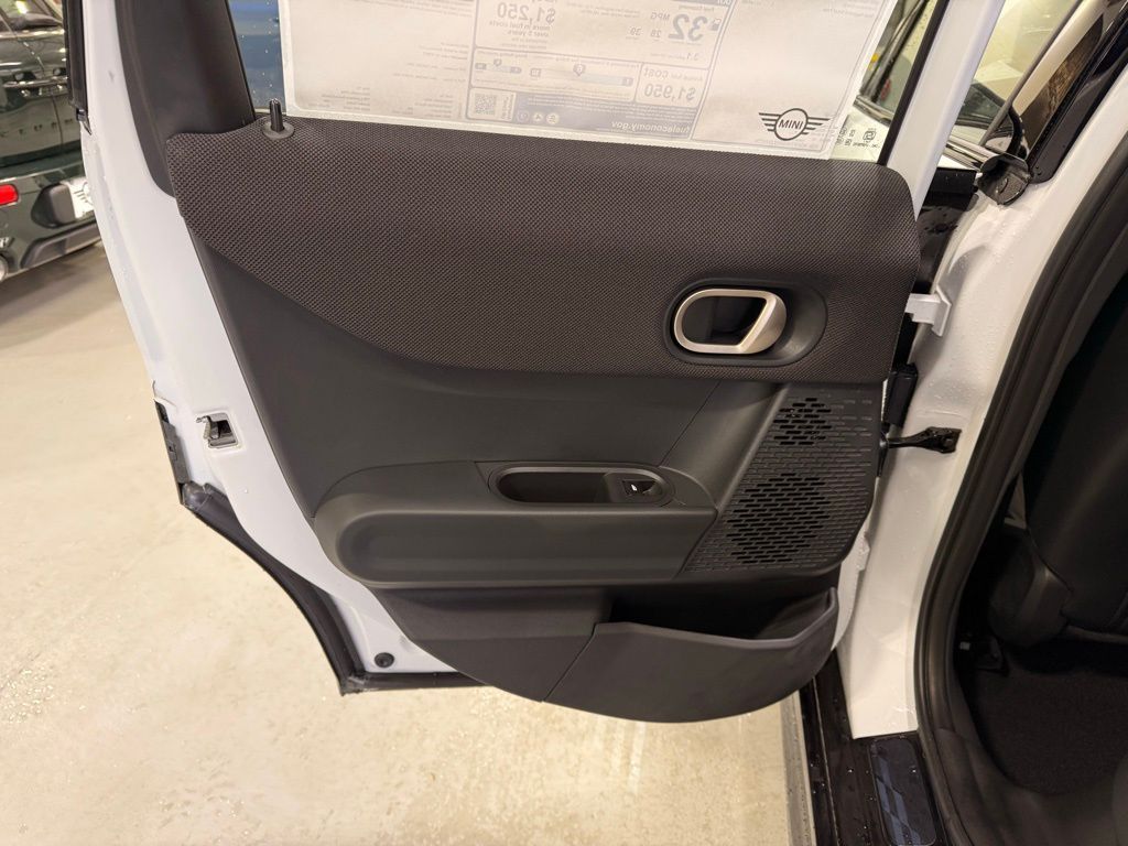 Thumbnail: 2026 MINI Cooper - 19