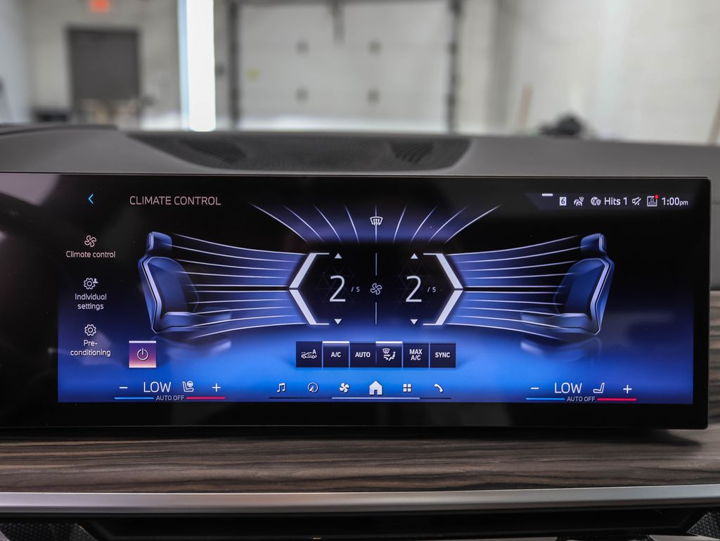 Thumbnail: 2026 BMW X5 - 18