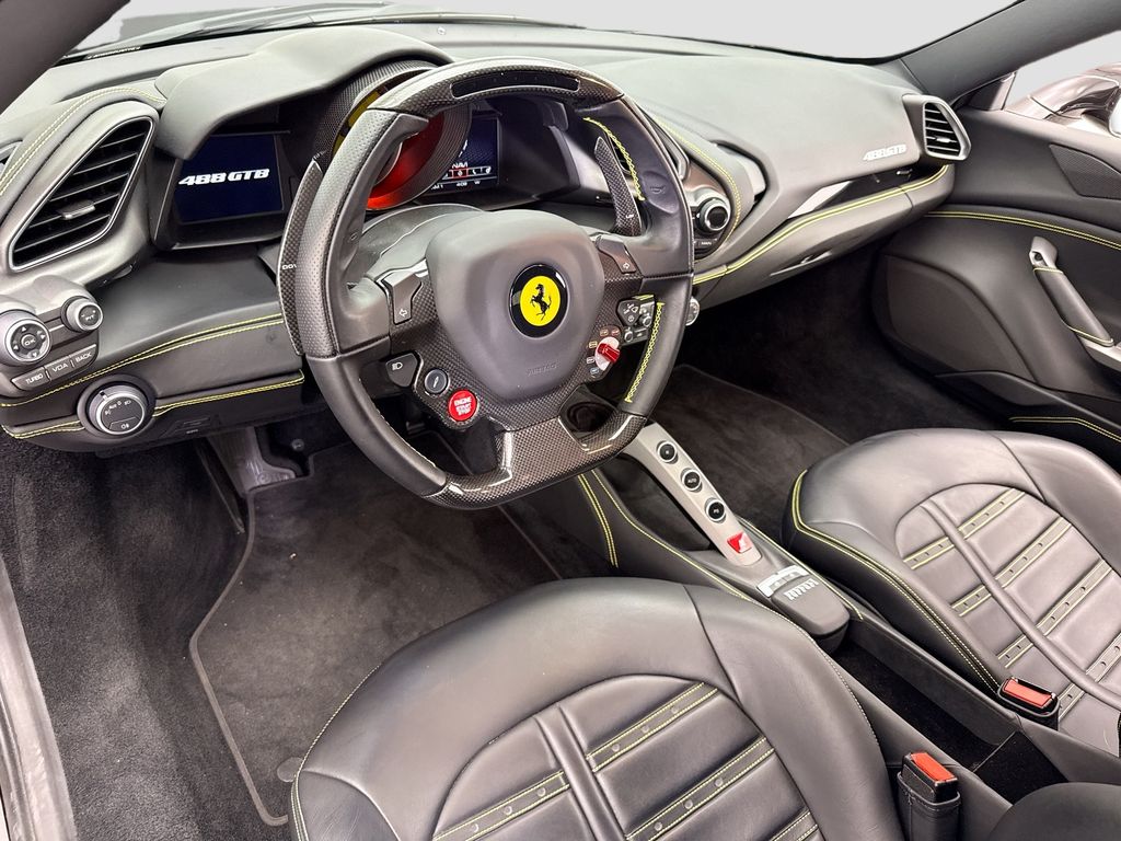 Thumbnail: 2018 Ferrari 488 - 10