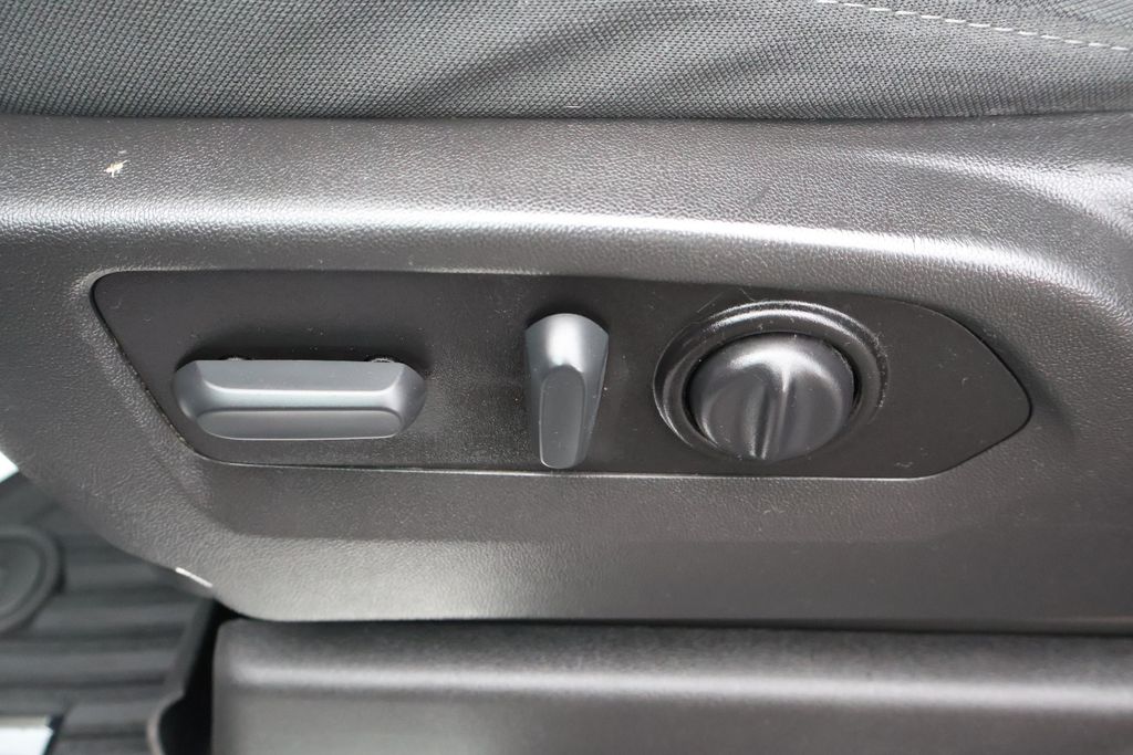 Thumbnail: 2022 Chevrolet Silverado 2500 - 14