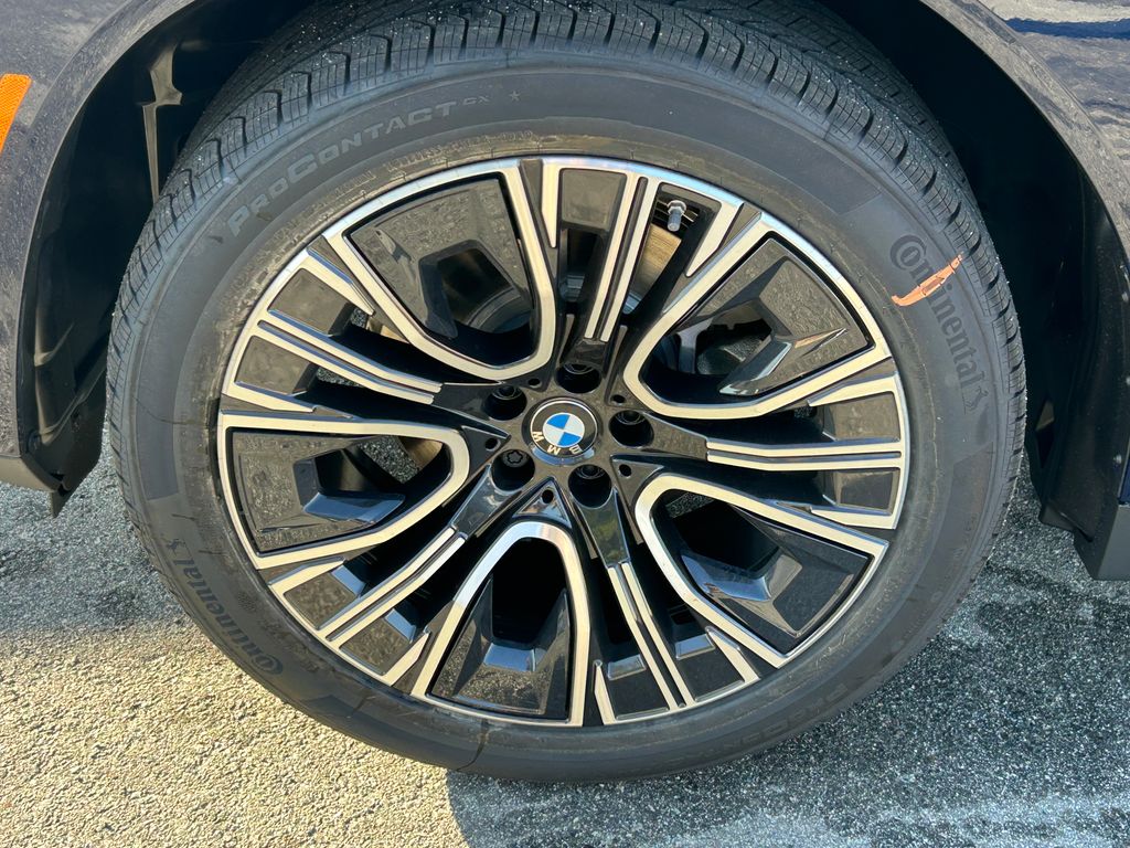 Thumbnail: 2026 BMW X3 - 9