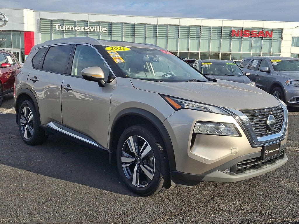 Thumbnail: 2021 Nissan Rogue - 3