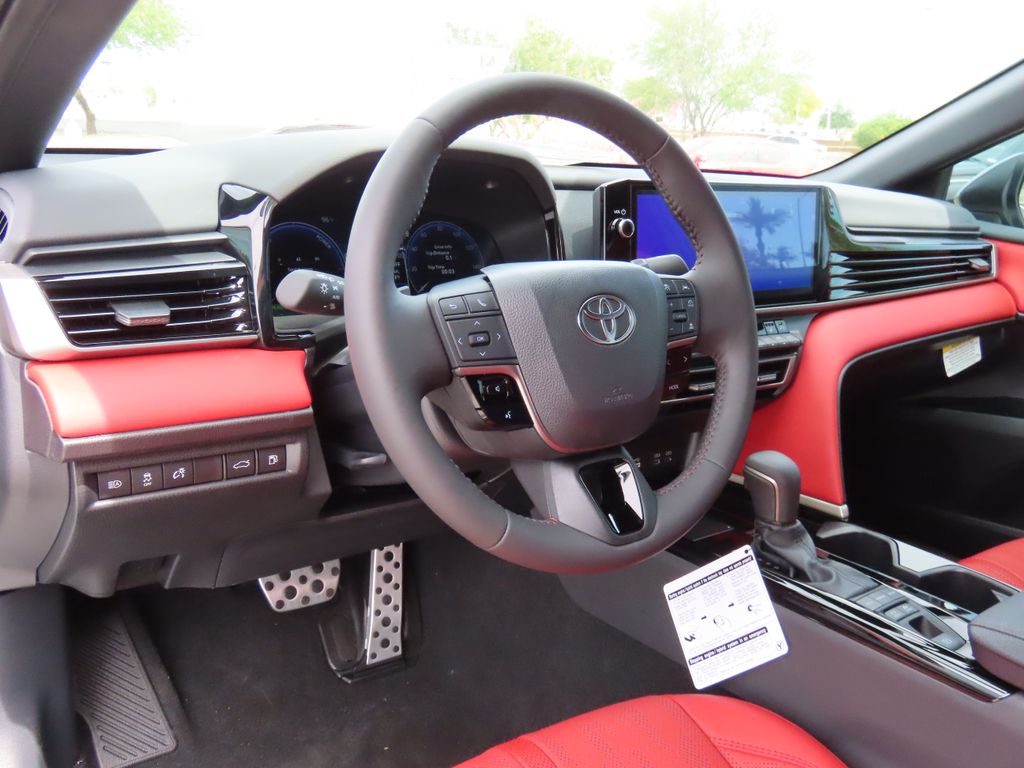 2025 Toyota Camry XSE 10