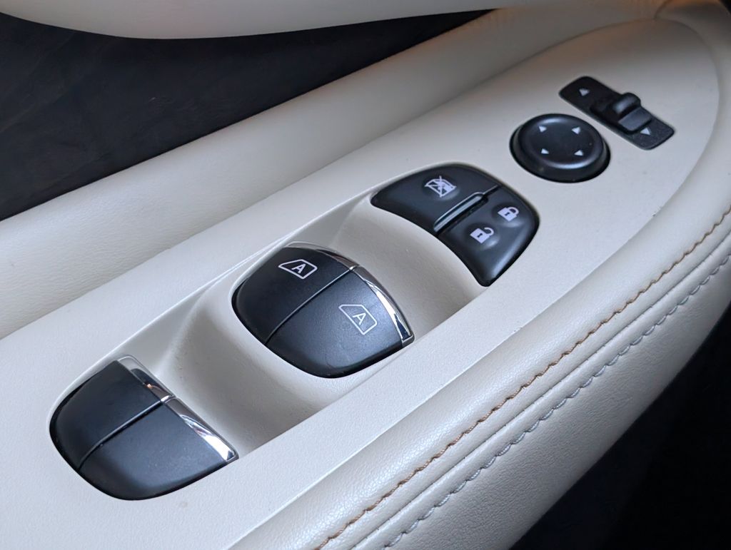 Used 2023 Nissan Murano SUV
