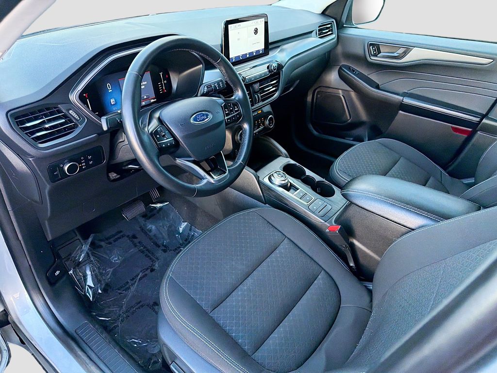 Thumbnail: 2024 Ford Escape - 9