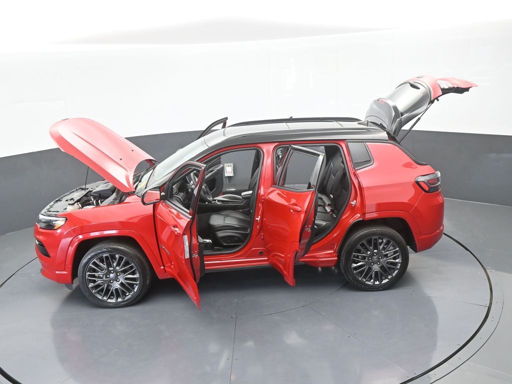 Used 2023 Redline Pearlcoat Jeep High Altitude image 64