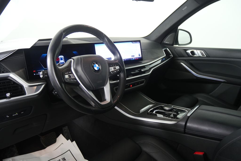 Thumbnail: 2024 BMW X5 - 12