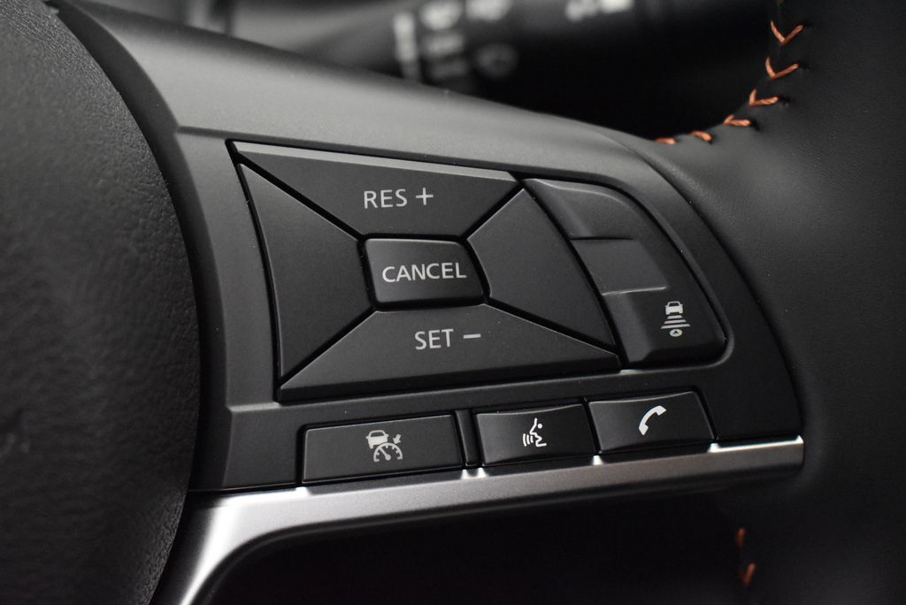 Thumbnail: 2025 Nissan Sentra - 20