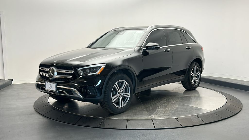 2021 Mercedes-Benz GLC 300 3