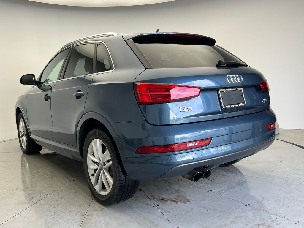 Thumbnail: 2017 Audi Q3 - 4