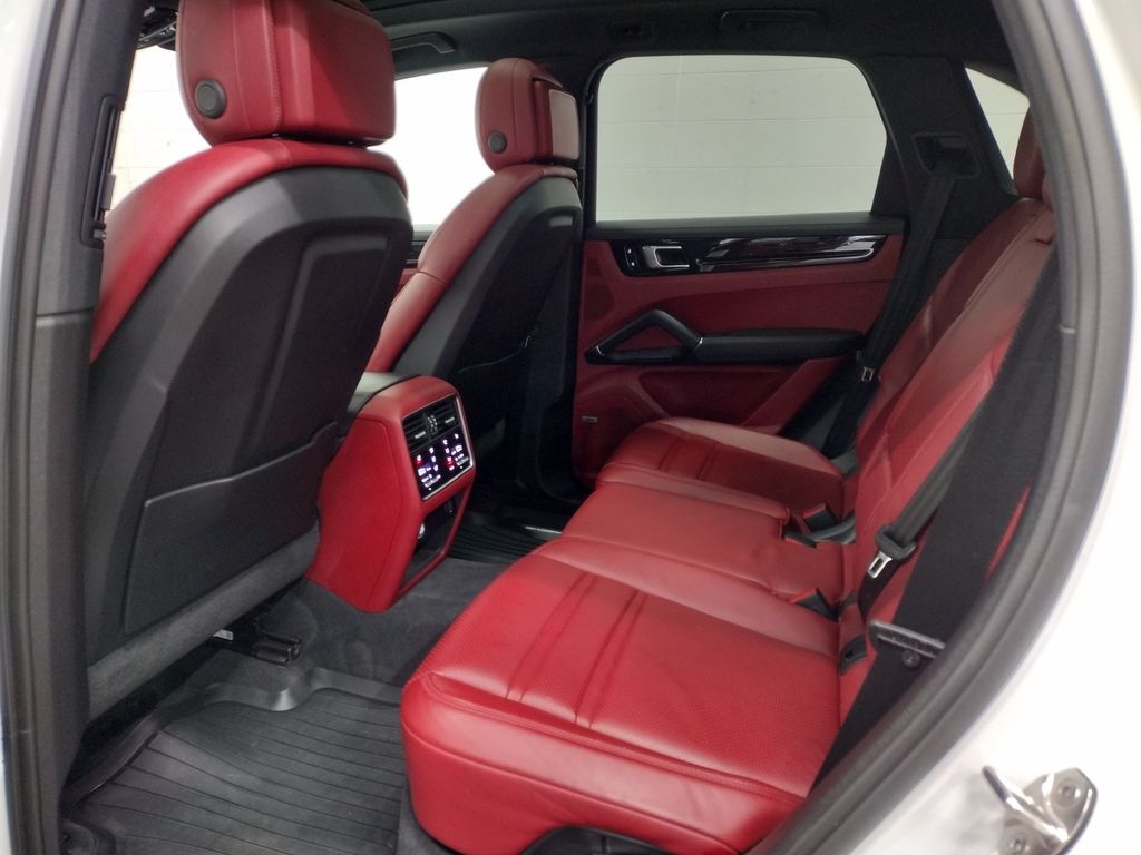 2019 Porsche Cayenne S