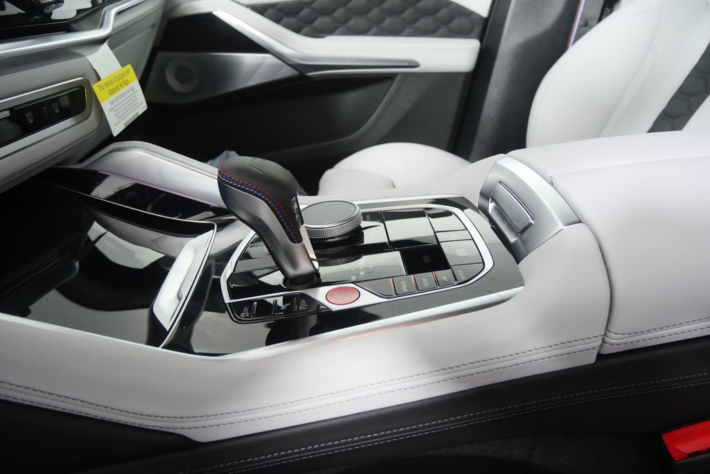 Thumbnail: 2026 BMW X5 - 22