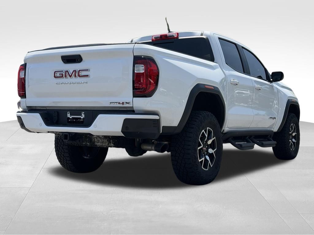 2023 GMC Canyon 4WD Crew Cab Short Box AT4X
