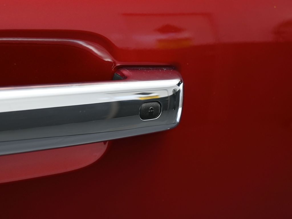 Used 2024 Red Metallic Ford XLT image 54