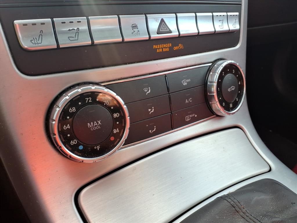 2014 Mercedes Benz SLK 250 photo 20