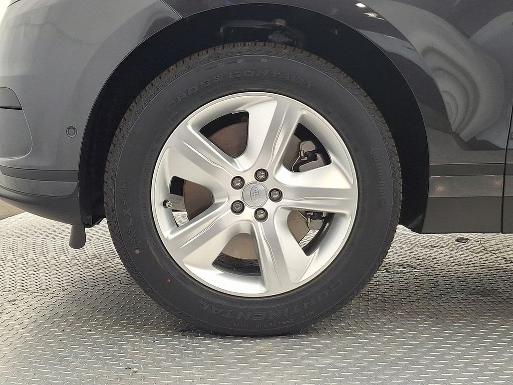 Thumbnail: 2026 Land Rover Range Rover Velar - 5