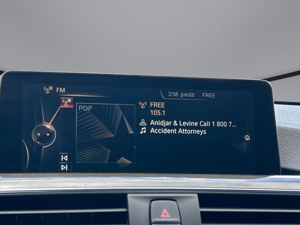Thumbnail: 2016 BMW 3 Series - 23