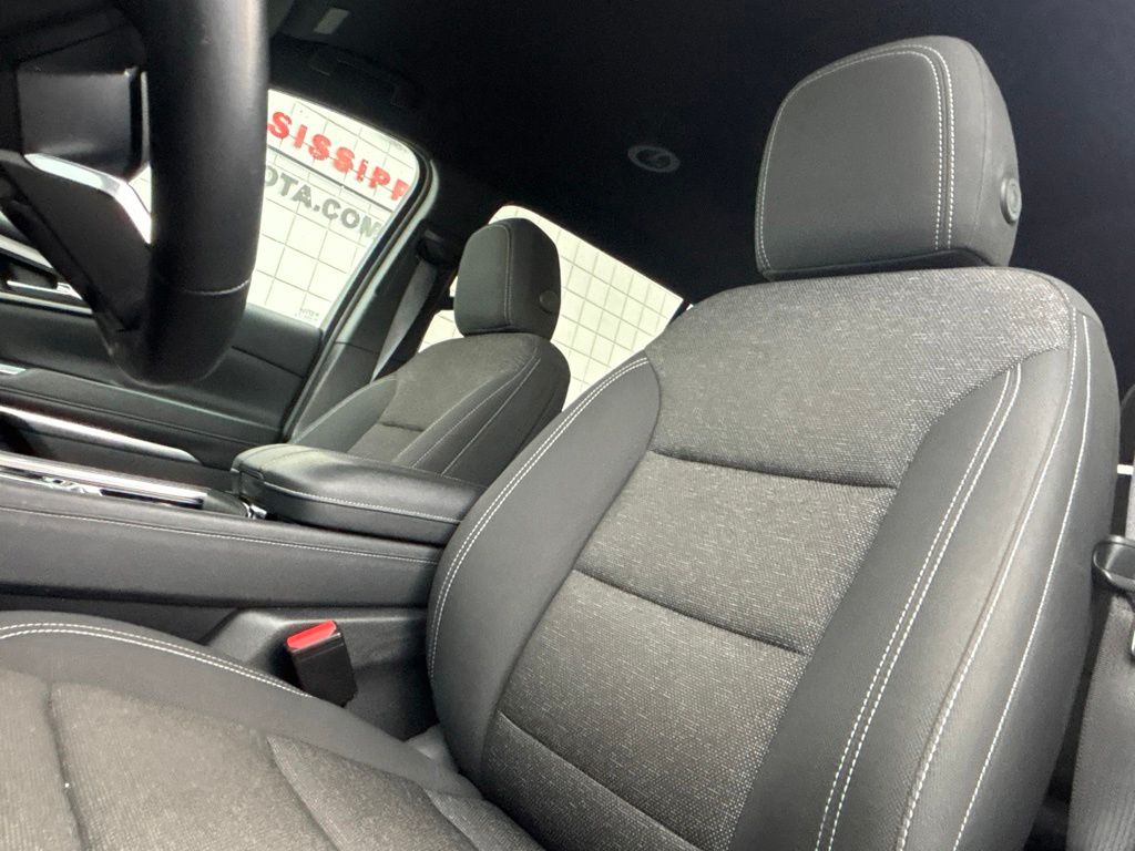 Used 2024 Chevrolet Traverse SUV