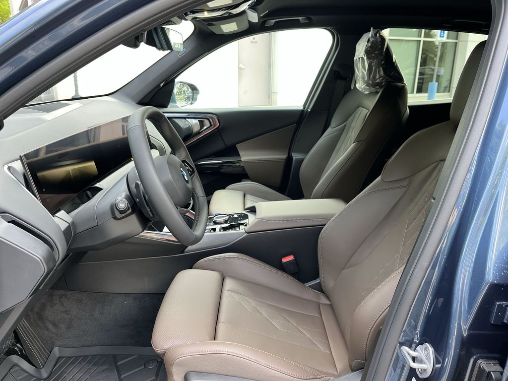 Thumbnail: 2026 BMW X3 - 11